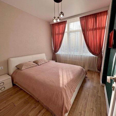Appartamento Luxury Pearl Odessa Esterno foto